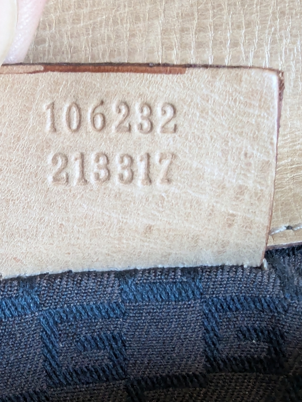 Gucci Beige Leather Whipstitch Tote - Picture 16 of 16